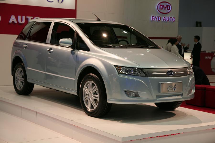  BYD E6 2009 года  (фото 25 из 60)